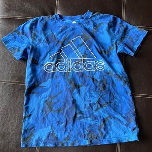 Blue Camo Adidas Boys T-shirt, size large.